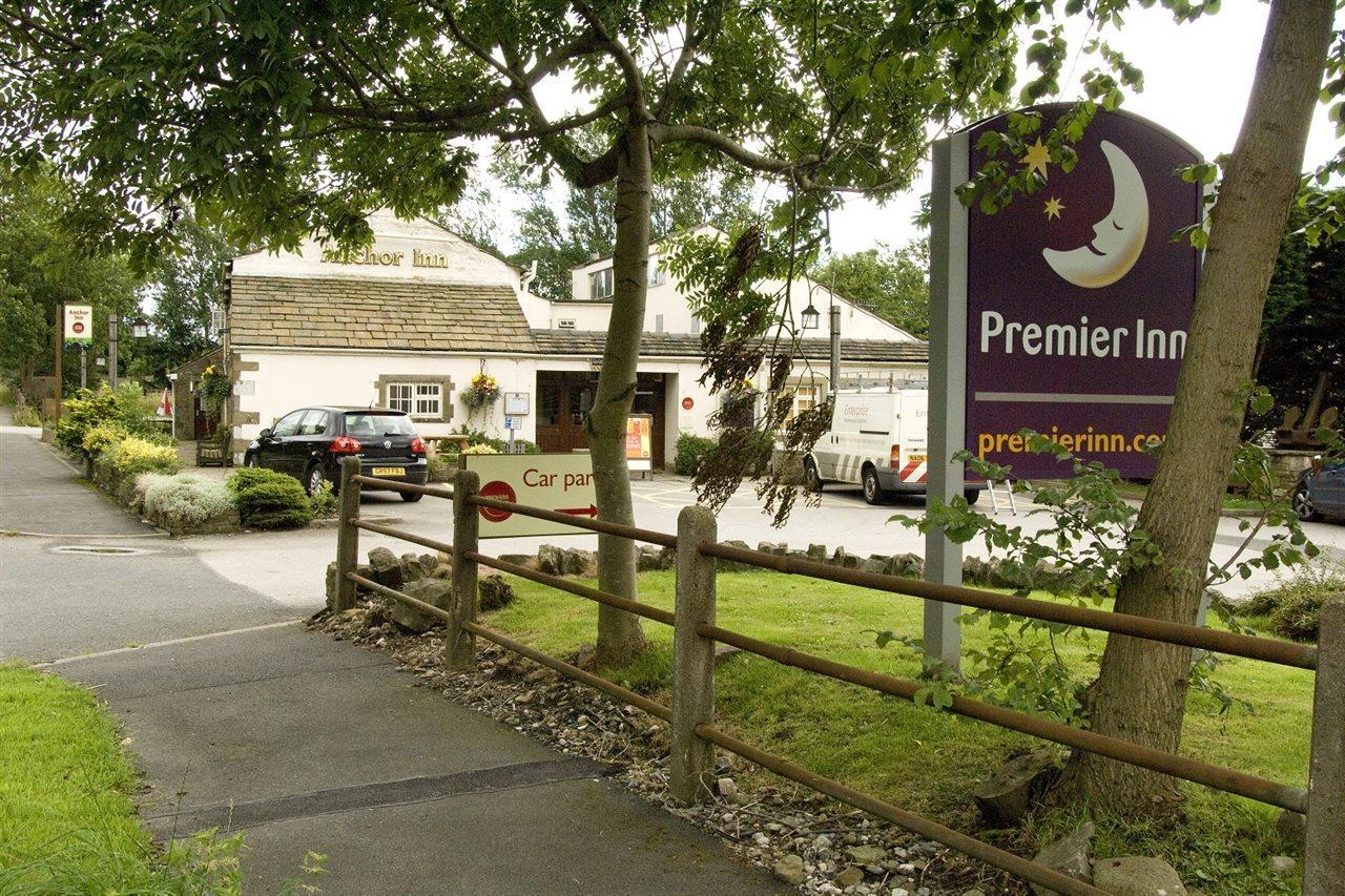 Premier Inn Skipton North Gargrave Bagian luar foto